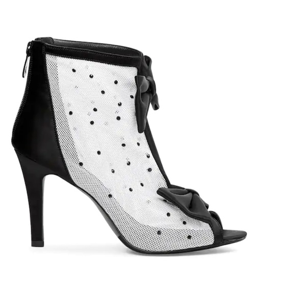 Mesh Heels With Bows - Picture 5 of 11